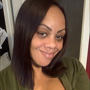 Meet your Posher, Edwyna